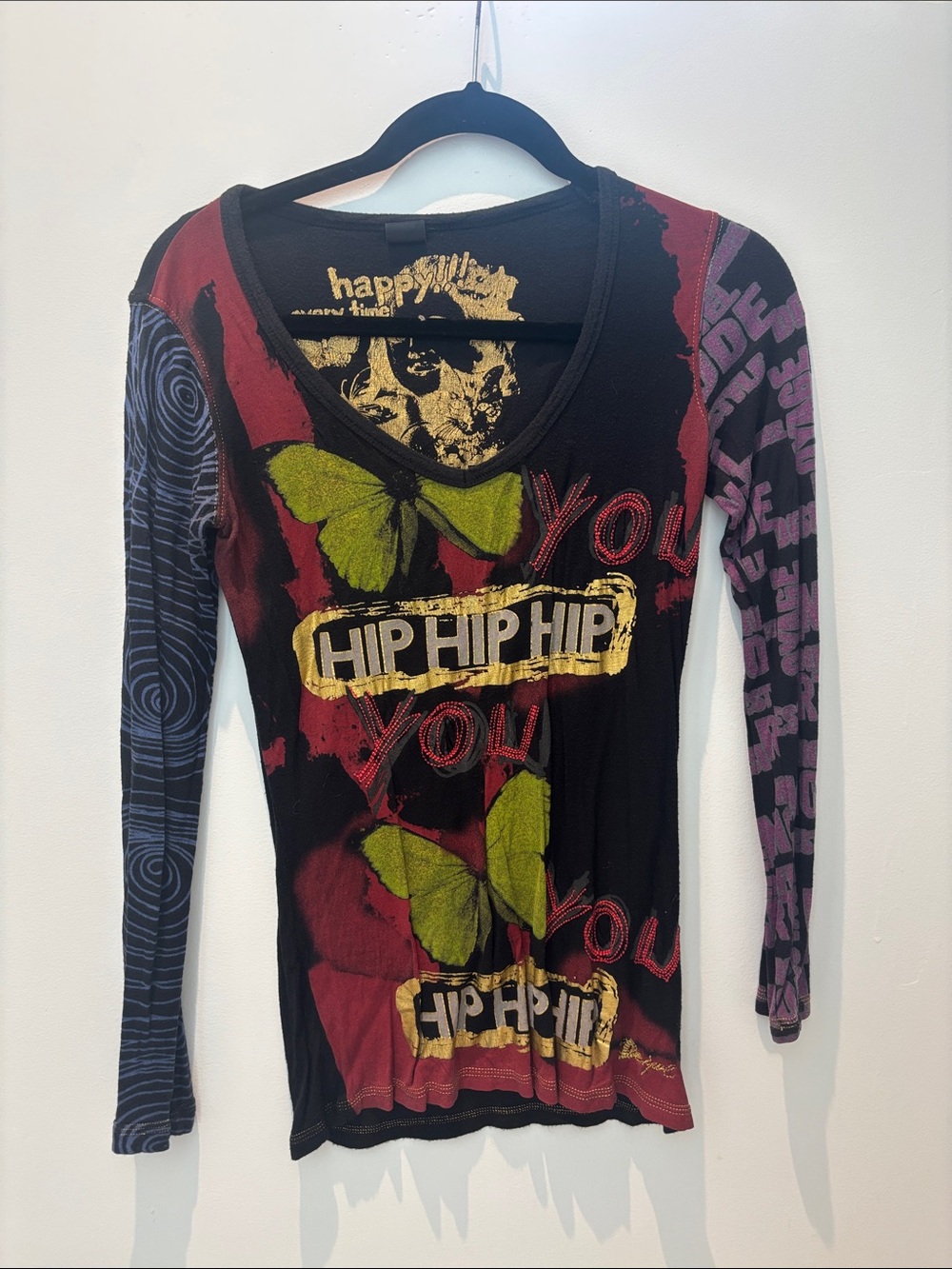 DESIGUAL Black Graphic Long-Sleeve V-Neck Top - Hip Hip Design
